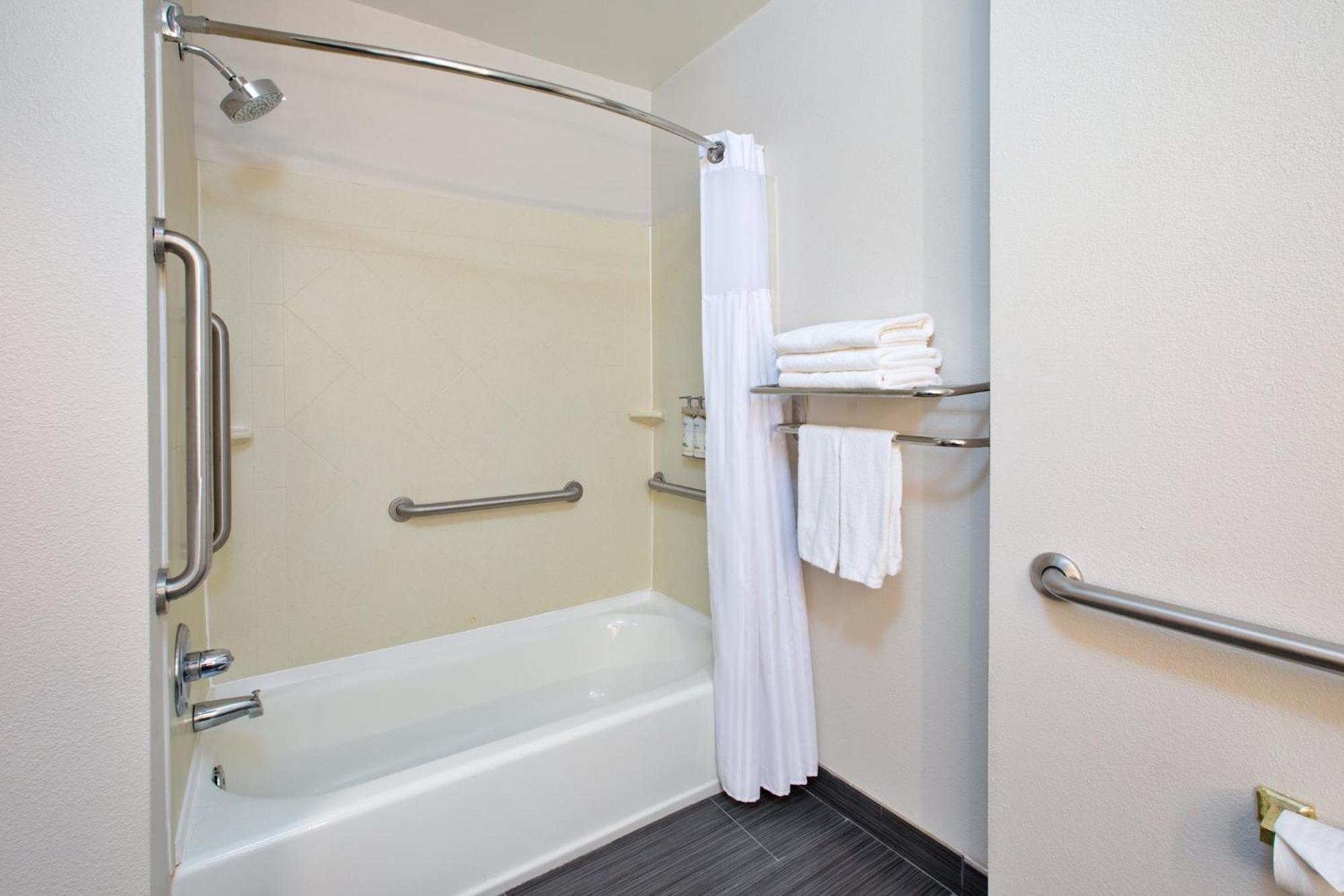 Holiday Inn Express Hotel & Suites - Sumter By Ihg Esterno foto