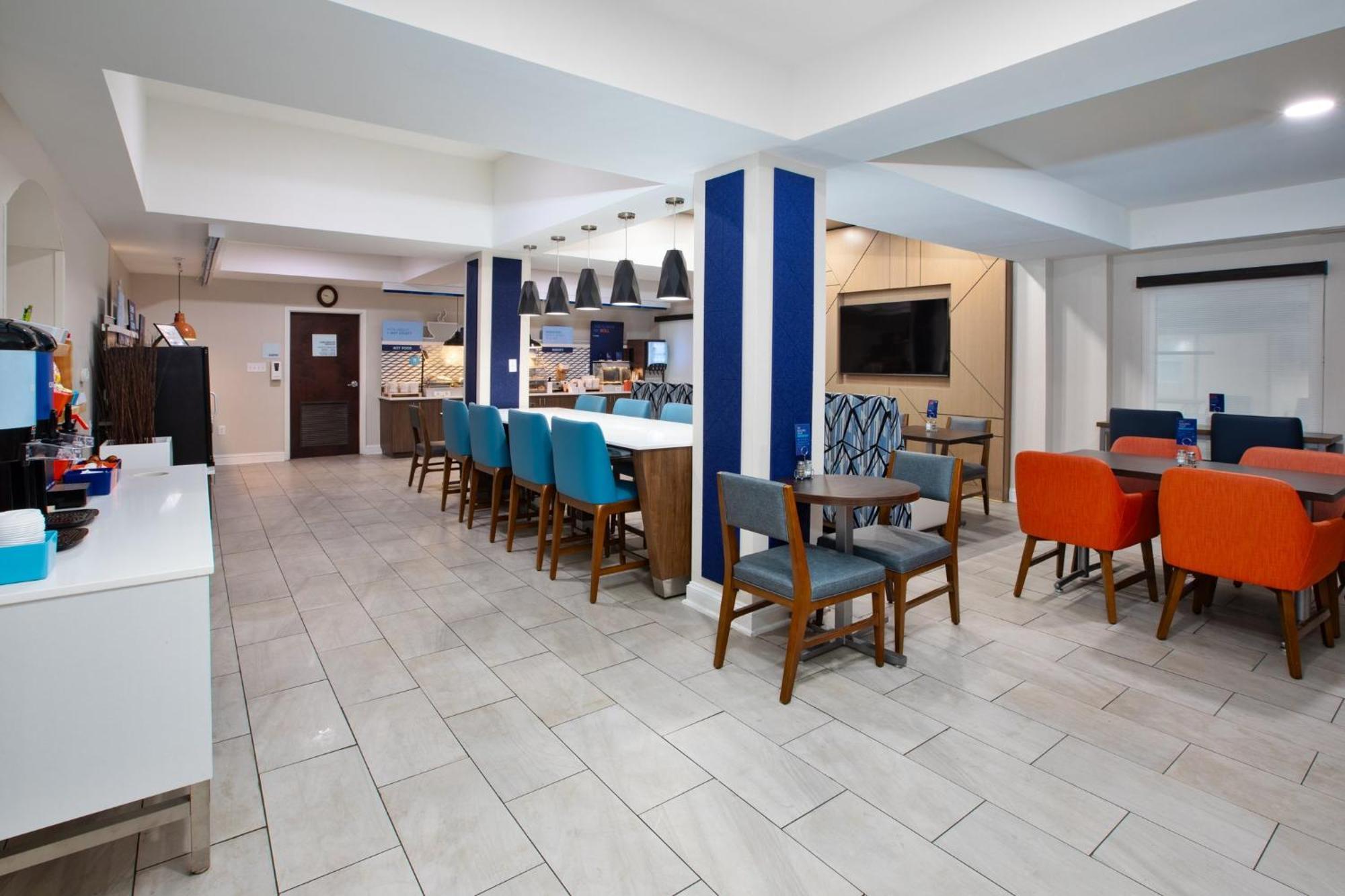 Holiday Inn Express Hotel & Suites - Sumter By Ihg Esterno foto