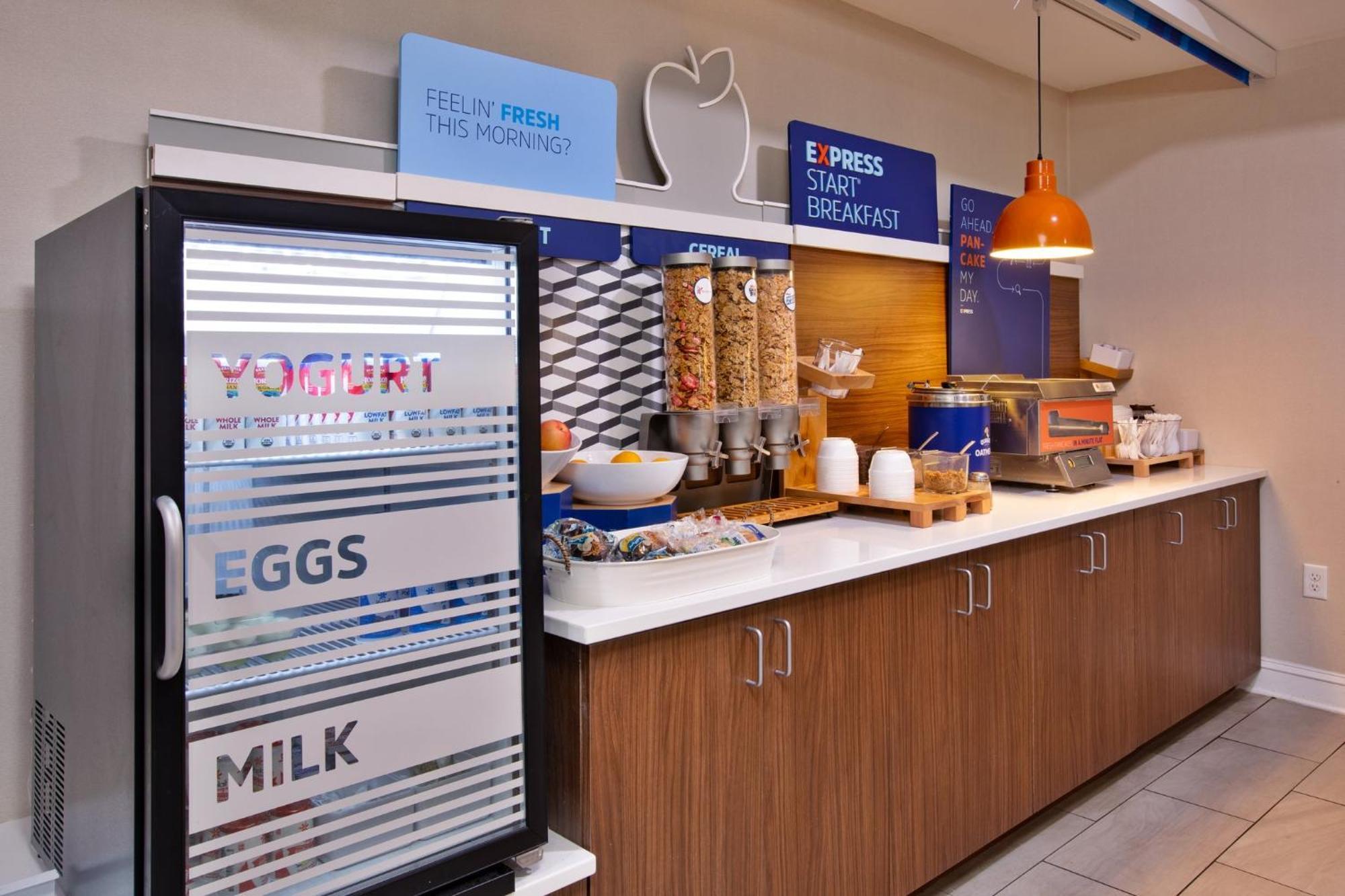 Holiday Inn Express Hotel & Suites - Sumter By Ihg Esterno foto